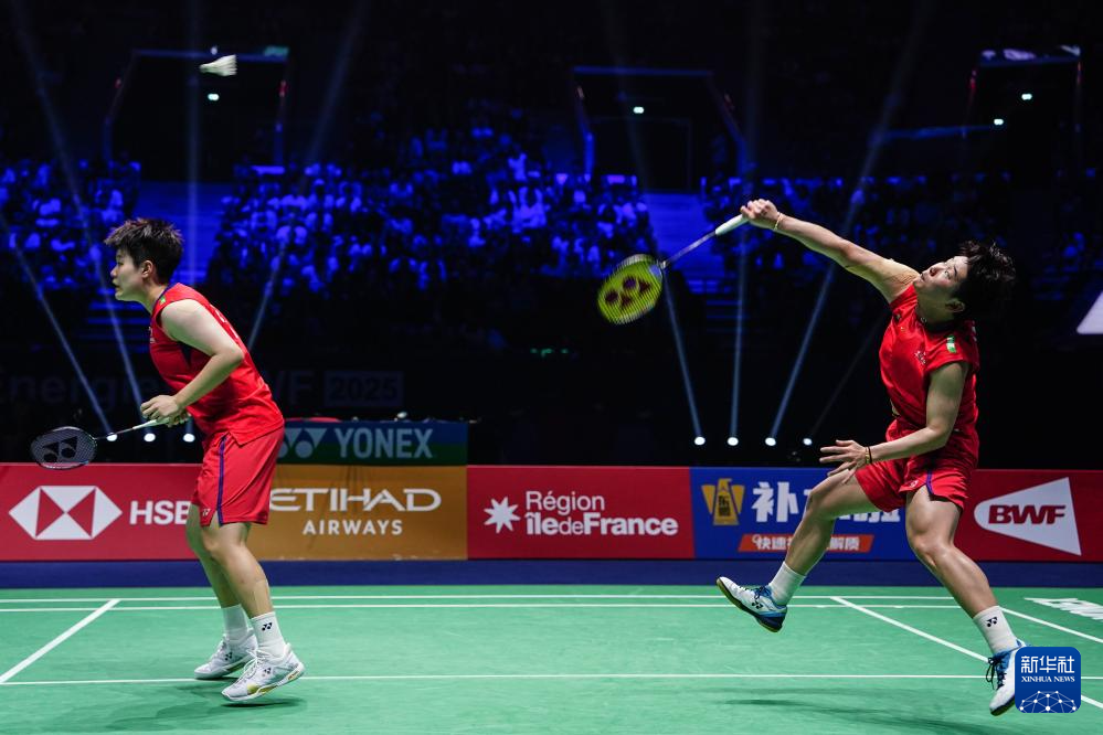 手无从招架 手无从招架